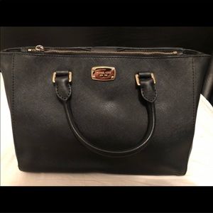 Michael Kors Handbag Purse